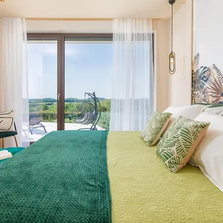 וילה Lumi - With Private Pool, Sauna, Outdoor Jacuzzi, Fitness Room, Table Tennis Dračevac